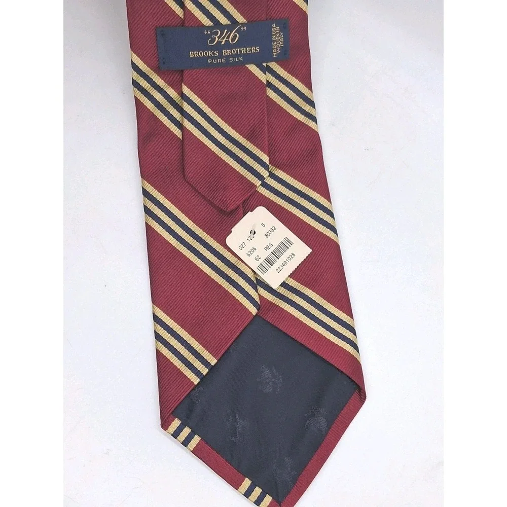 Brooks Brothers 346 100% Silk Mens Neck Tie Woven in Italy Handmade in USA NEW